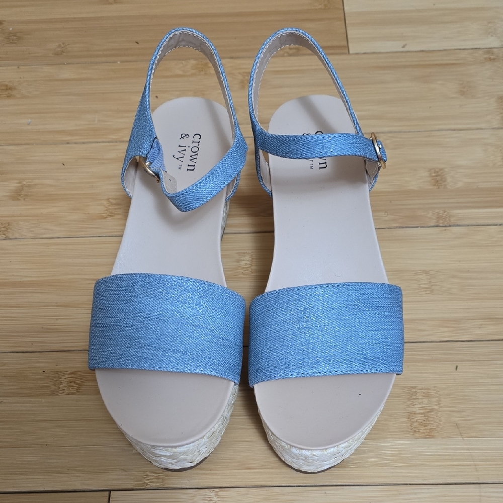 Crown & Ivy Women's Light Blue Espadrilles